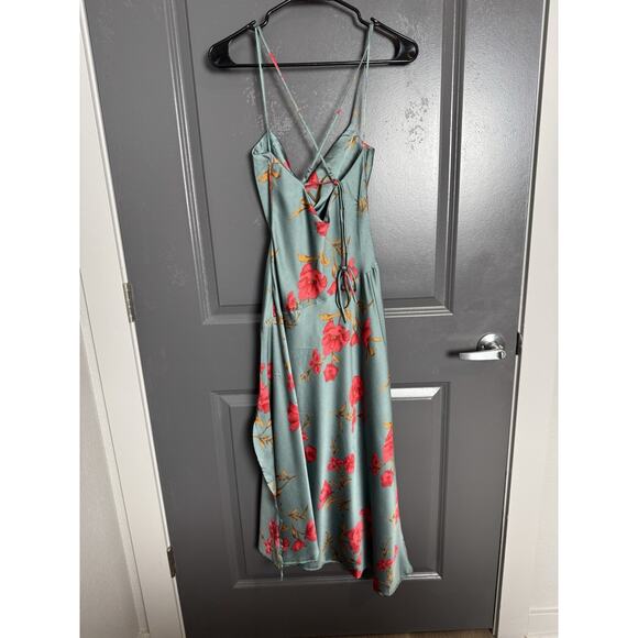 New ASTR the Label Gaia Floral Midi Slip Dress Teal-raspberry Size XS Cowl Neck - Picture 3 of 5